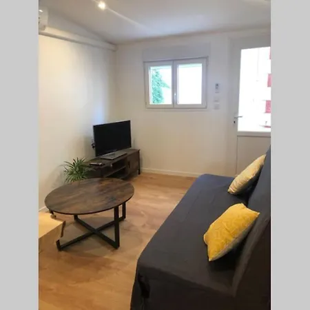 Logement Centre A 100 M De La Plage Apartment *